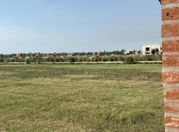 Terreno · 911m² · Lote Interno Central Etapa II El Naudir en Venta
