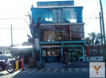 Edificio · 220m² · 5 Ambientes · 2 Cocheras · Edificio Comercial en Venta - 5 Baños - 220 m² - Ensenada