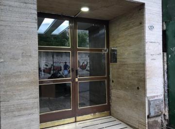 Departamento · 37m² · 1 Ambiente · Monoambiente Dividido con Balcón en Venta en El Barrio de Balvanera