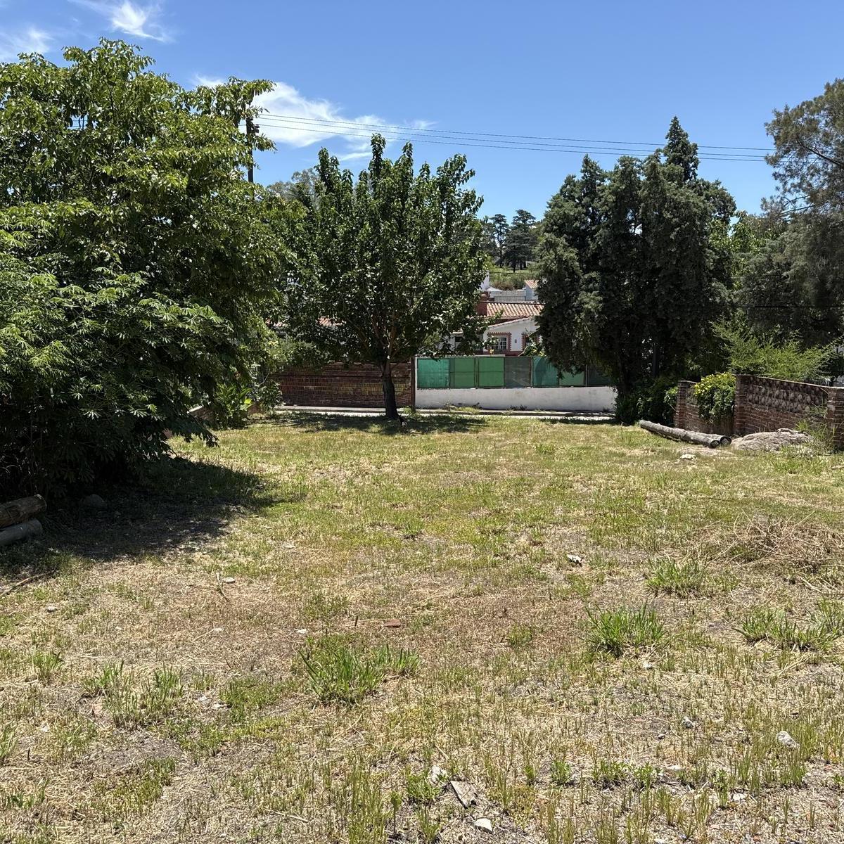 Edison 100, Villa del Lago, Villa Carlos Paz