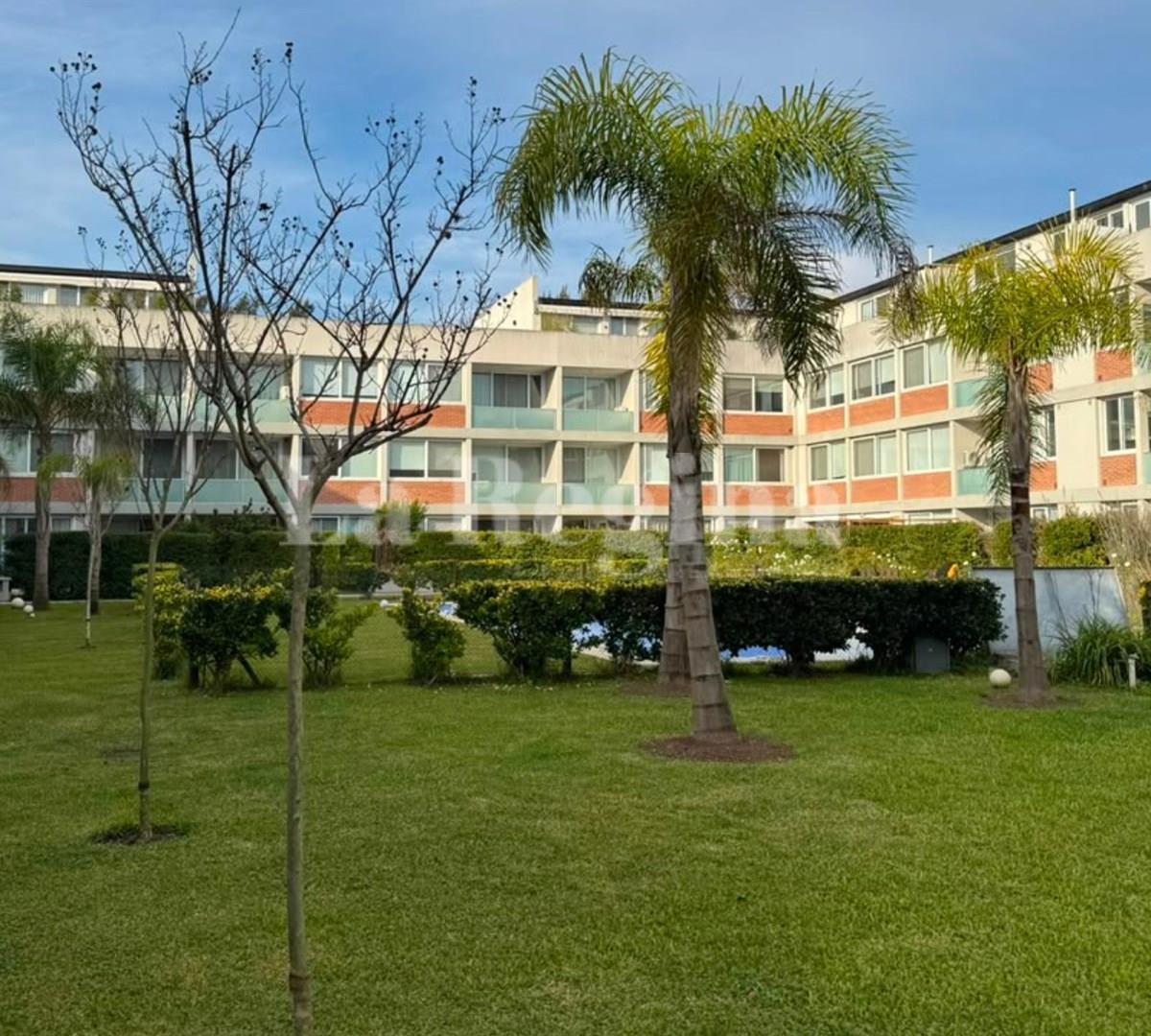 VILLA LOS REMEROS - Olivares 200