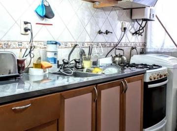 Departamento en Venta de 3 ambientes Flores Norte · Moron 2900, Caba, Departamento Venta 3 Ambientes / Balcón a La Calle/ 62 m² / U$s 90.000