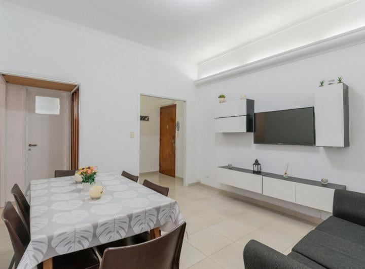 Departamento. Interno. Dos Ambientes en Balvanera