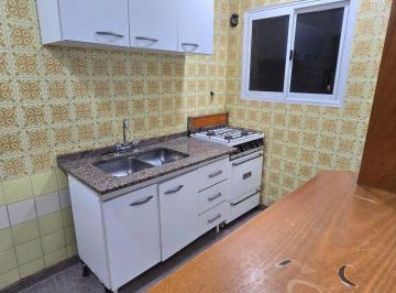 Departamento de 2 ambientes, La Matanza · Alquiler 2 Ambientes Al Frente con Balcon Ramos Mejia