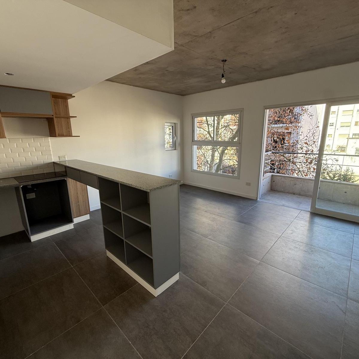 Venta DOS Ambientes A LA Calle A Estrenar Zona LA Perla CON Vista Lateral AL MAR