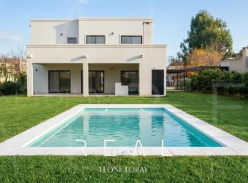 Casa · 180m² · 5 Ambientes · 2 Cocheras · Casa en Venta, 5 Ambientes, Barrio San Matias, Escobar