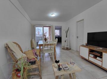 Departamento · 35m² · 2 Ambientes · Venta Departamento en Semipiso 2 Ambientes con Balcon, 25 de Mayo y Salta