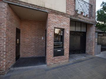 Garage · 1m² · Venta de Cochera en Pb en Excelente Ubicaciön!