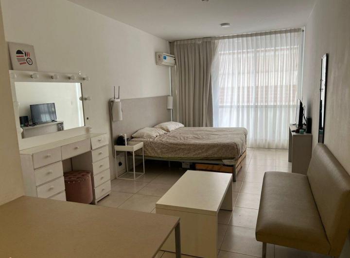 Departamento 1 Ambiente Venta Monserrat Balcon