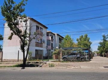 Departamento · 74m² · 5 Ambientes · 1 Cochera · Venta Dpto B° Petroleros, Godoy Cruz, Apto Credito