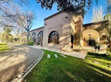 Casa · 1700m² · 30 Ambientes · Venta de Propiedad Residencial Exclusiva Chacras