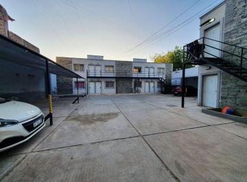 Departamento · 42m² · 3 Ambientes · 1 Cochera · Ciudad Mendoza Complejo Cerrado 10 Departamentos