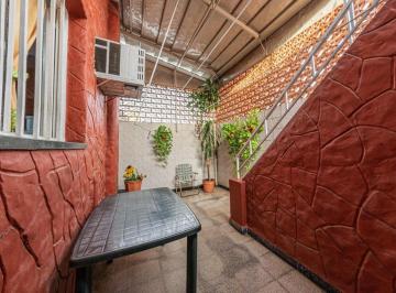 Casa · 66m² · 3 Ambientes · 1 Cochera · Venta - Casa de 2 Dorm. con Cochera