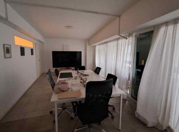 Departamento · 205m² · 5 Ambientes · 1 Cochera · Venta Piso 5 Ambientes en Recoleta Oportunidad