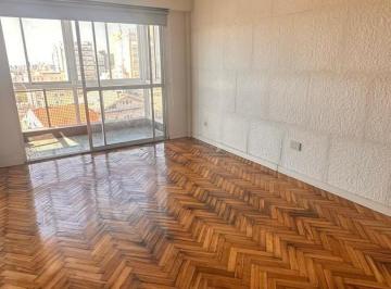 Departamento · 47m² · 3 Ambientes · Venta 3 Ambientes en San Telmo, Piso Alto, Muy Luminoso