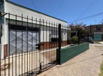 PH · 107m² · 3 Ambientes · 1 Cochera · Casa 3 Ambientes Venta - Solano Cochera y Patio