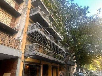 Departamento · 39m² · 1 Ambiente · Venta Monoambiente en Piso Alto, con Espacio Guardacoche, en Villa Crespo