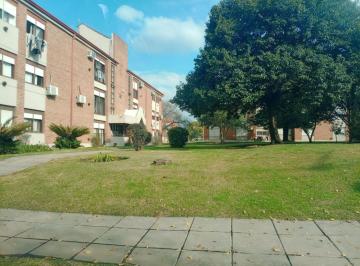 PH · 115m² · 6 Ambientes · 1 Cochera · Se Vende Departamento Zona Chateau 3 Dorm.