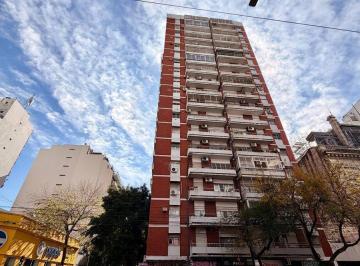 Departamento · 52m² · 3 Ambientes · Alquiler Departamento 3 Ambientes Almagro Luminoso