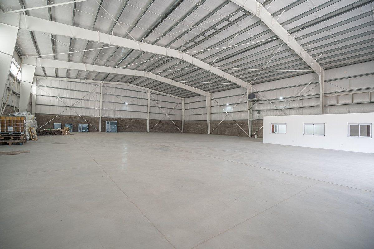 San Salvador de Jujuy 1400, Carlos Spegazzini, Ezeiza