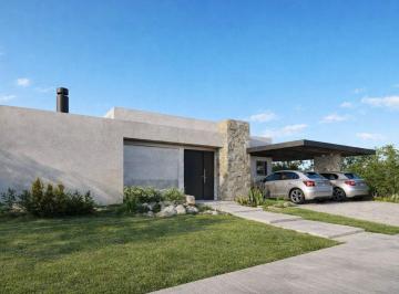 Casa · 140m² · 5 Ambientes · 2 Cocheras · Casa en Venta - Bº Milcayac | - Lujan de Cuyo