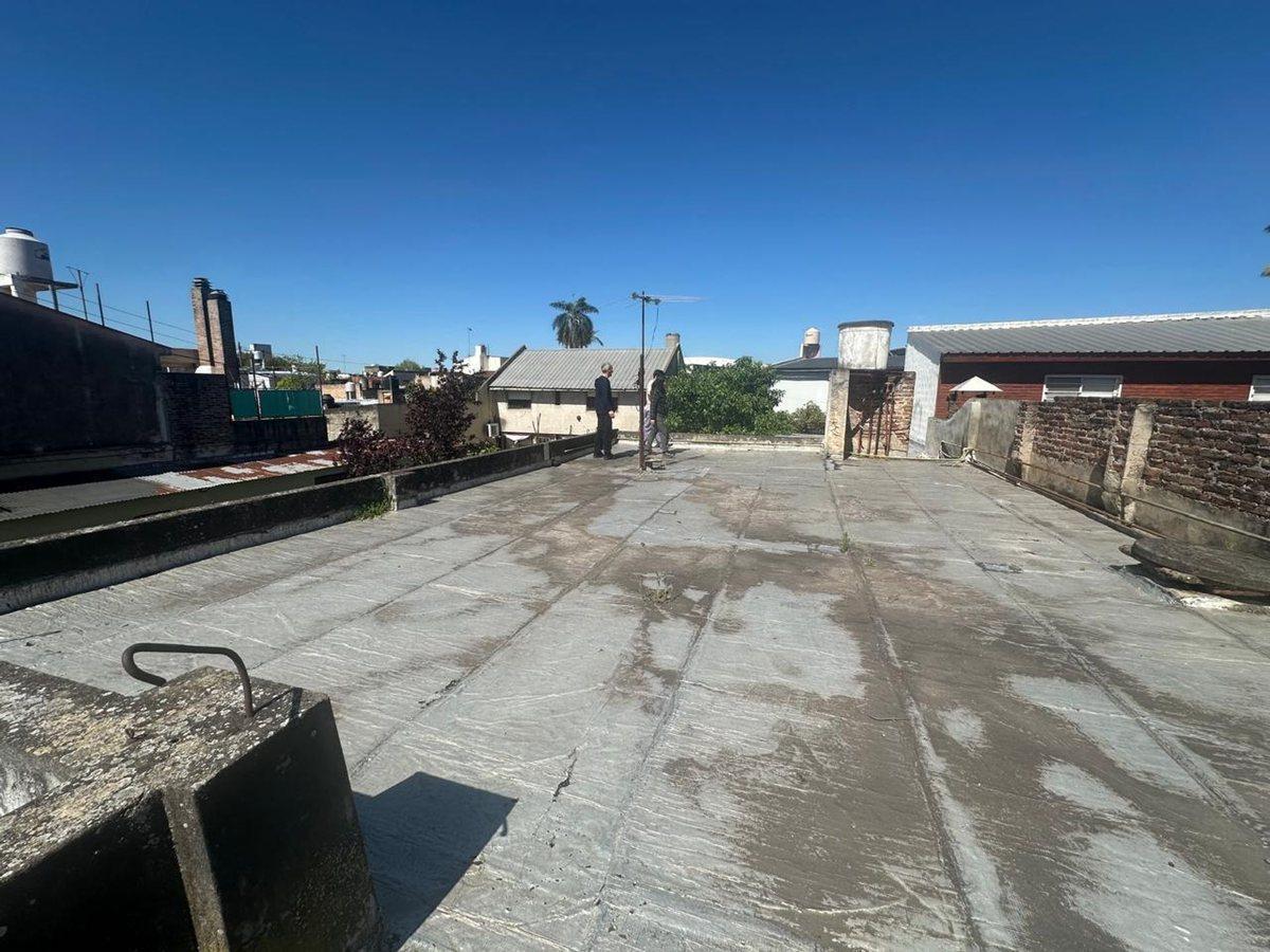 Libertad 1700