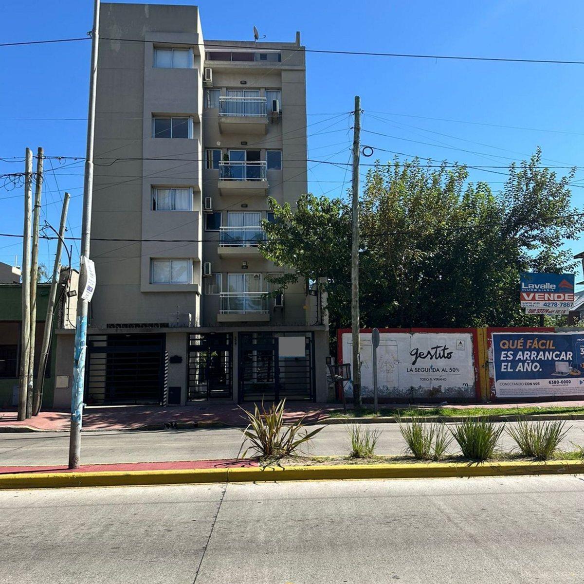Avenida Mitre 1300