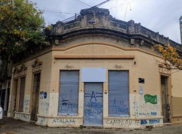 Local comercial · 210m² · Alquiler Local Comercial a Refaccionar, 225 m²