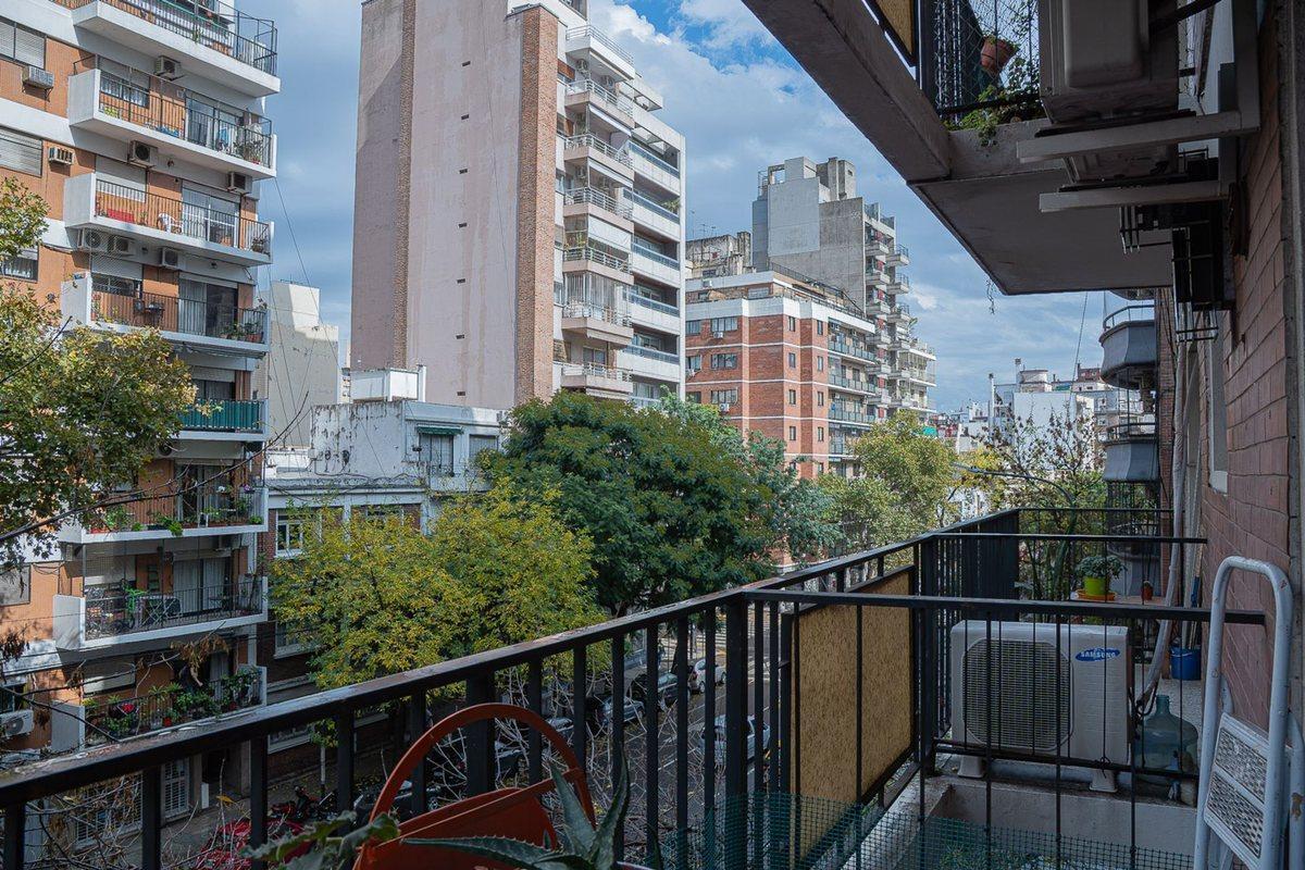 Avenida Juan Bautista Alberdi 500