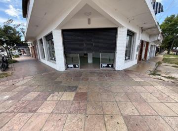 Local comercial · 64m² · Alquiler Local Comercial en Don Torcuato