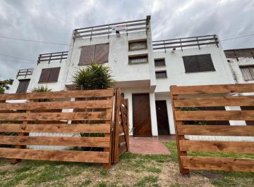 Departamento · 83m² · 4 Ambientes · 1 Cochera · Departamento Triplex 4 Ambientes Villa Gesell