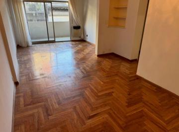 Departamento · 58m² · 3 Ambientes · Depto Amplio Al Frente con Balcón Constitución