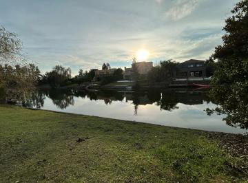 Terreno · 813m² · Lote Al Agua en Venta en Cabos del Lago, Nordelta
