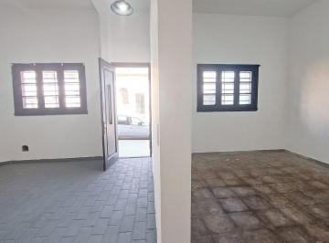 Local comercial · 46m² · Venta Local Al Frente, Flores