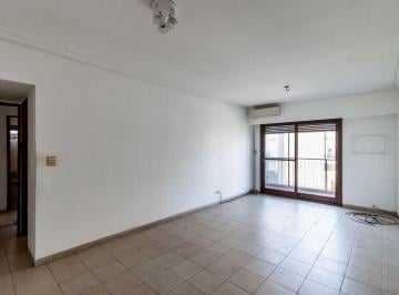Departamento · 74m² · 4 Ambientes · 1 Cochera · Venta 4 Amb - Balcón - Cochera - Baulera - V. Pueyrredón