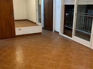 Departamento · 182m² · 3 Ambientes · 1 Cochera · Venta Dept 4 Amb + Local