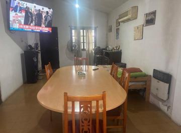 Casa · 75m² · 4 Ambientes · 1 Cochera · Venta Casa 4 Ambientes en Libertad Merlo