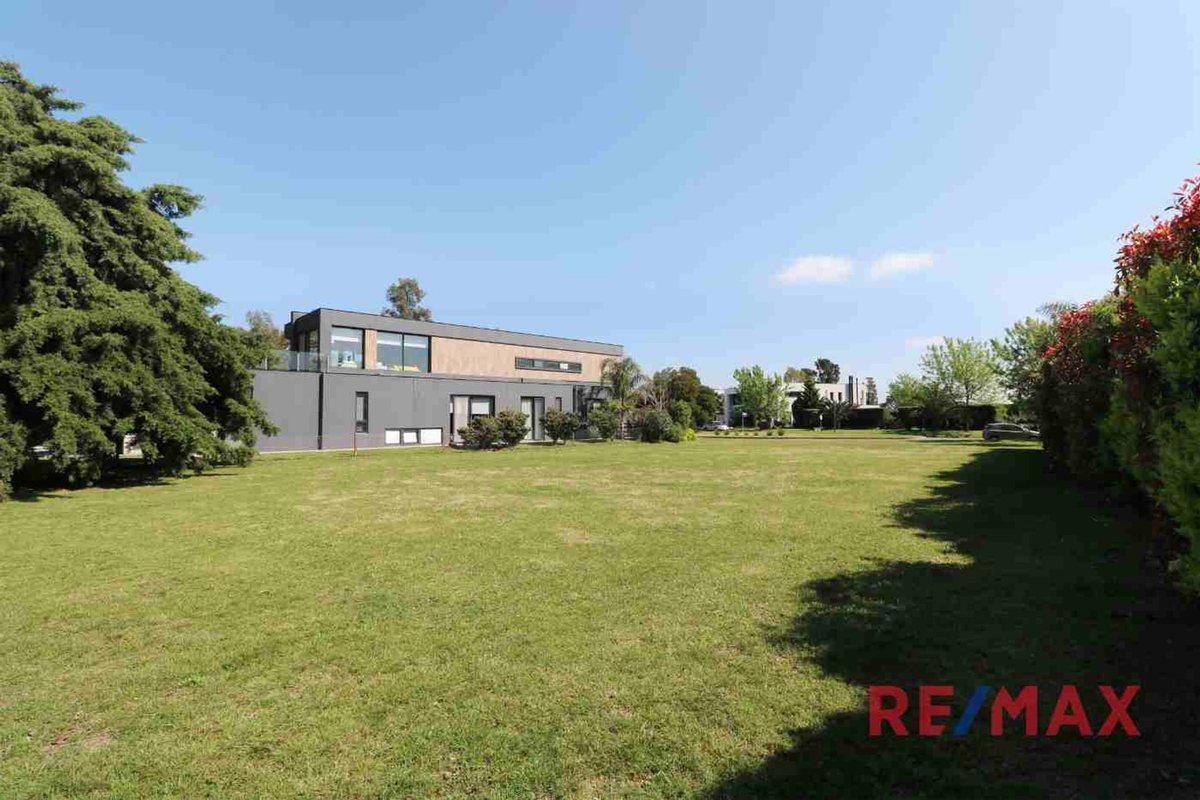 Los Robles 5900, Canning, Ezeiza
