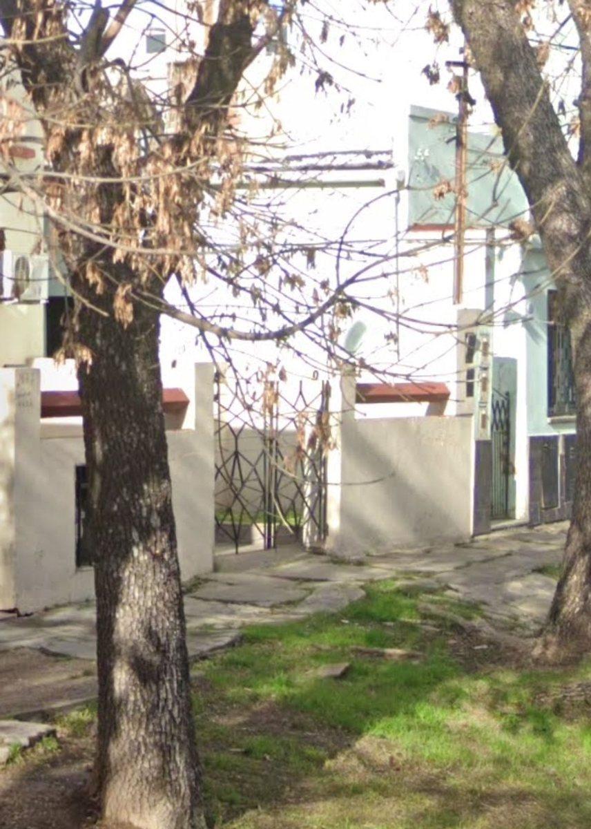 Manuel Maza 2800,  Lanús Este, Lanús