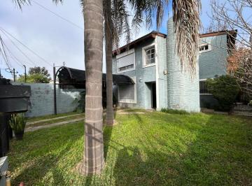 Casa · 160m² · 5 Ambientes · Venta Casa 3 Dor. Patio C/pileta Fray Luis Beltran