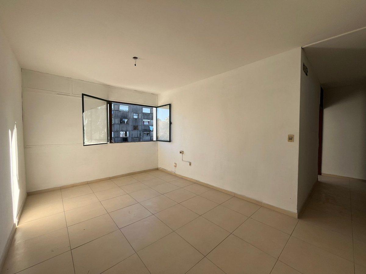 Calle Oficial 30, Block H 2100