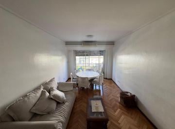 Departamento · 83m² · 4 Ambientes · 1 Cochera · Departamento 4 Ambientes C/cochera 90 m