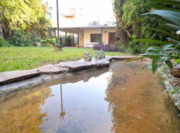 Quinta vacacional · 81m² · 1 Dormitorio · 1 Cochera · Venta Casa Quinta Barrio Los Pinos
