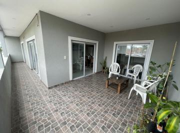 Casa · 346m² · 5 Ambientes · 6 Cocheras · Venta Casa 5 Amb + 2 Locales