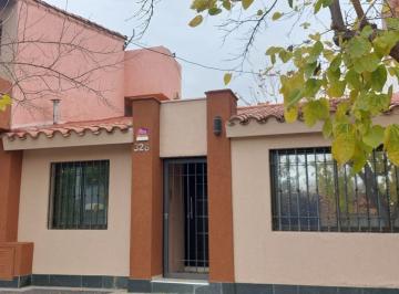 Casa · 125m² · 5 Ambientes · 1 Cochera · Impecable Casa Bombal Sur Apta Crédito Hip