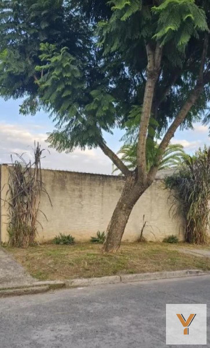 Diagonal 426 e/ Diagonal 3 y 423, Villa Elisa, La Plata