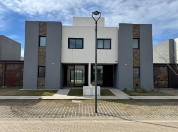 PH · 140m² · 4 Ambientes · 2 Cocheras · Apto Bancor Duplex 3 Dorm. Housing de Categoría!