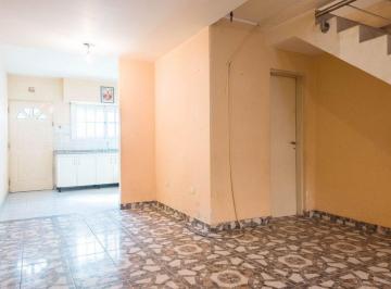 PH · 97m² · 3 Ambientes · Venta PH 3 Ambientes en Sarandi