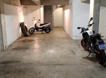 Garage · 23m² · Cochera Doble a La Venta en Pleno Centro
