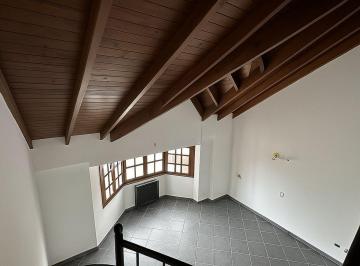 Casa 307m² Venta Lomas de Zamora · Casa Triplex, Coch. 2 Autos/ Quincho Zona Resid.